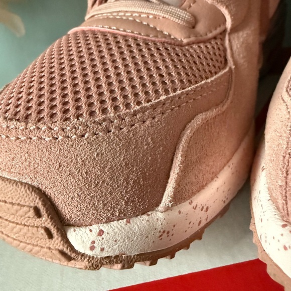 Nike AIR MAX EXCEE ROSE WHISPER size 8.5 - Picture 4 of 6